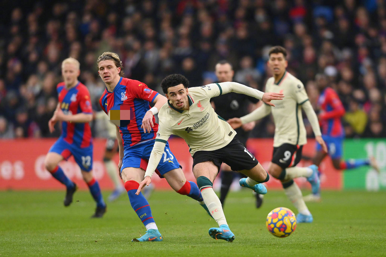 是全球足球 是全球足球